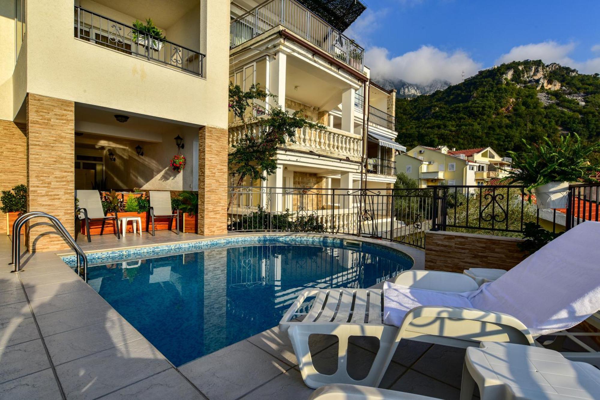 Apartments Leut Sveti Stefan Værelse billede